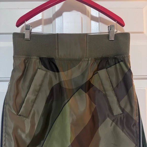 SACAI X Kaws Skirt Camo Pleated Designer Green $975 - Picture 4 of 11